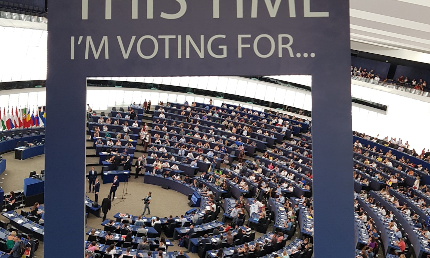 David vs. Goliath of voter turnout: Why is the participation in EU elections so low?