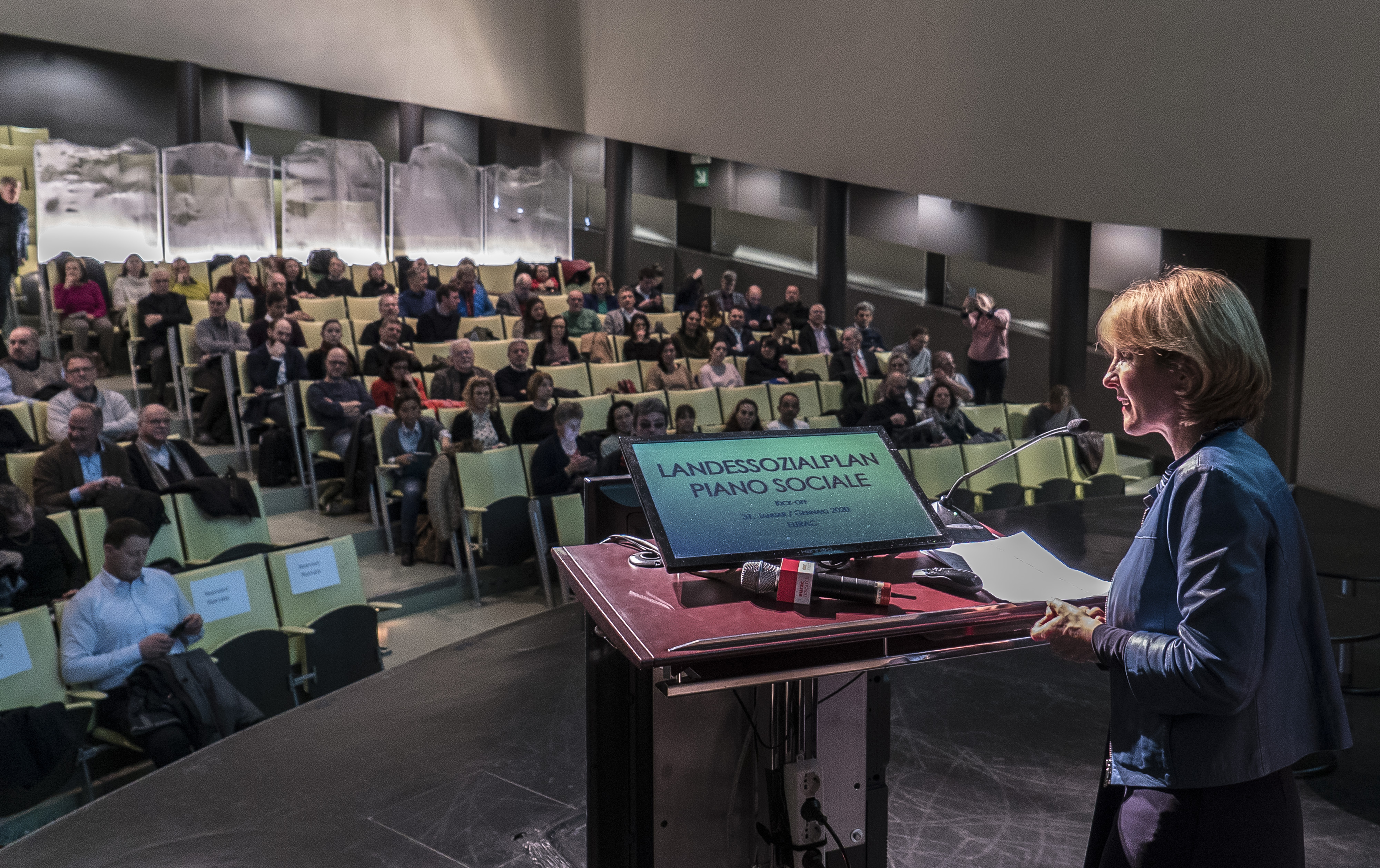 Innovative management of the social welfare system