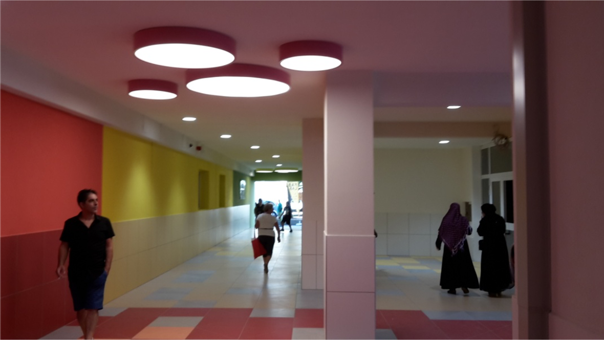 Yalangoch erkaklar sikishadi Yosh qizlarning katta ayollar bilan pornosi