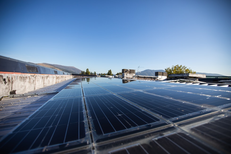 Roof solar plant