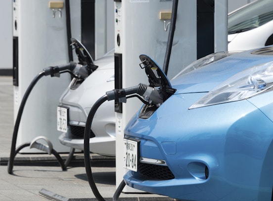Optimizing Electric Vehicle Charging: A Centralized Approach for Sustainable Energy Use