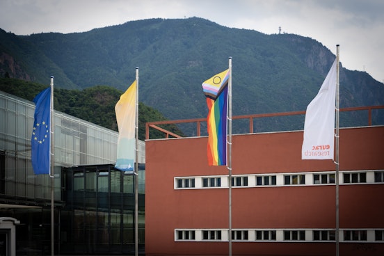 Tavola rotonda: i diritti e la realtà delle persone LGBTQIA+ in Südtirol/Alto Adige e Trentino 