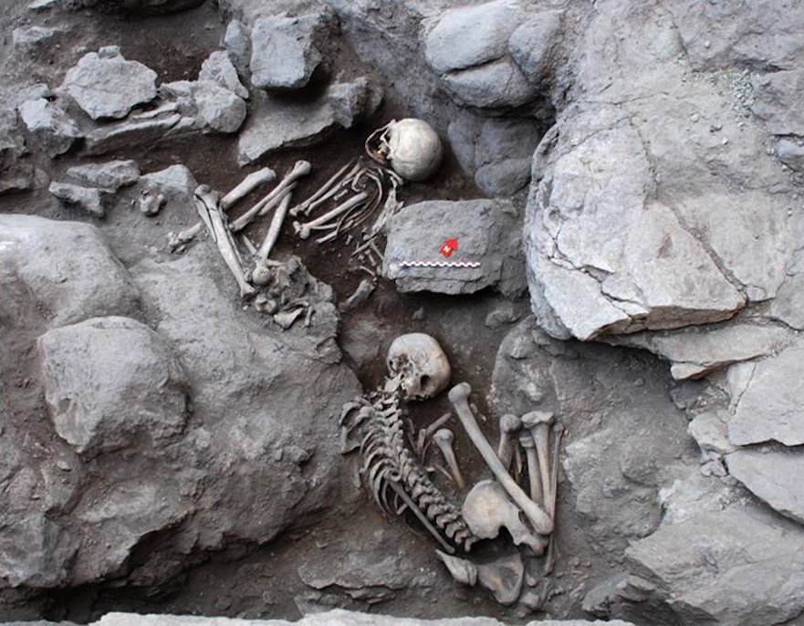 Im prähistorischen Grab von Auer lagen ein Vater, sein Sohn und ein Säugling