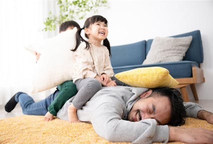 From Tokyo to Reykjavik: initiatives around the world to get dads to take their paternity leave